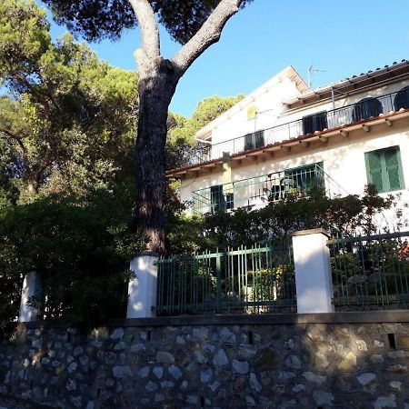 Casa Al Mare Livorno Apartman Quercianella Kültér fotó